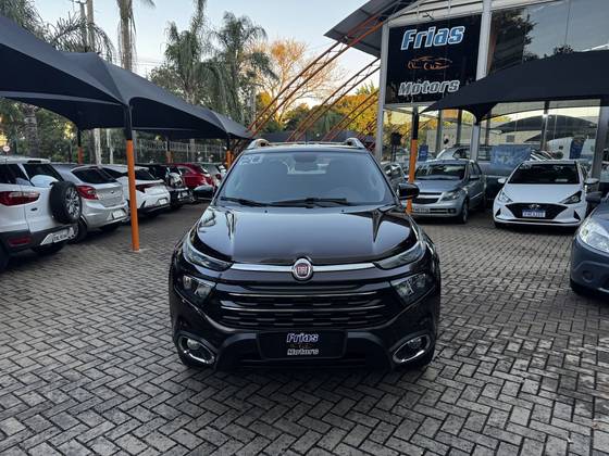 FIAT TORO 2.4 16V MULTIAIR FLEX VOLCANO AT9 FIAT TORO 2.4 16V MULTIAIR FLEX VOLCANO AT9